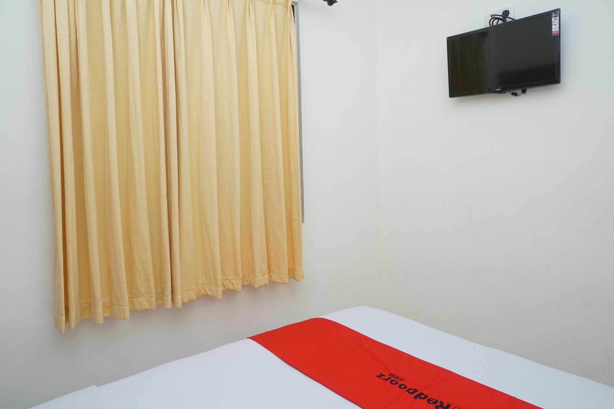 Reddoorz Plus @ Ciumbuleuit Area 万隆 外观 照片