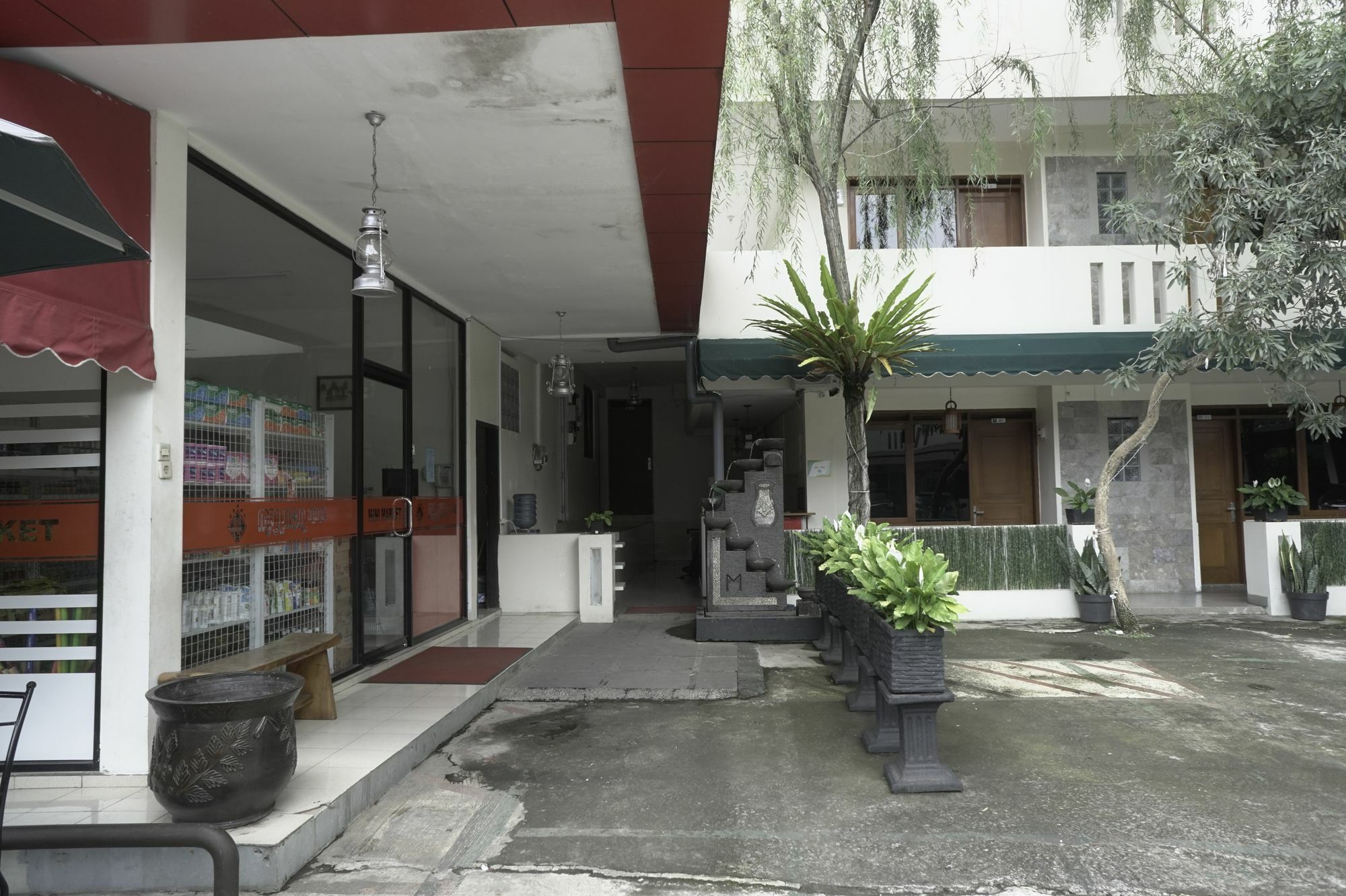 Reddoorz Plus @ Ciumbuleuit Area 万隆 外观 照片